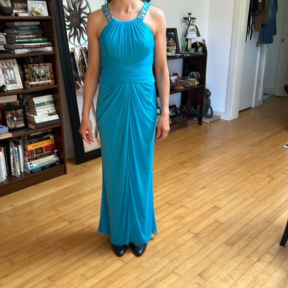 David’s Bridal blue teal bridesmaid dress - Picture 1 of 6